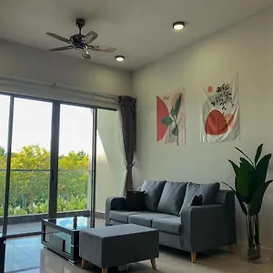 Staysee @ Imago Shopping Mall The Loft Apartment