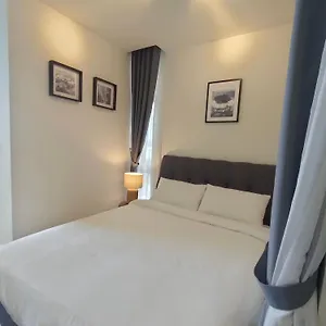 The Ocean View Apartment