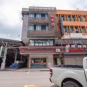 Super Oyo 89965 Ii Hotel