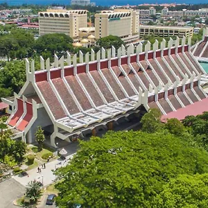 Monaco Boutique Kampung Air 2*