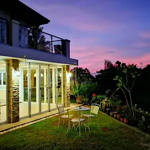Hilltop Big With Private Swimming Pool Kota Kinabalu