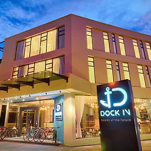 Hostel Dock In