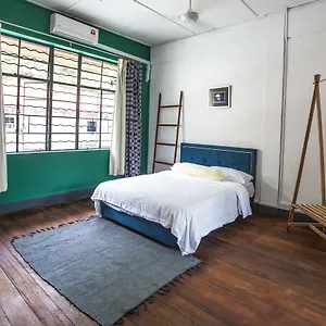 Apartment The Jungalow *
