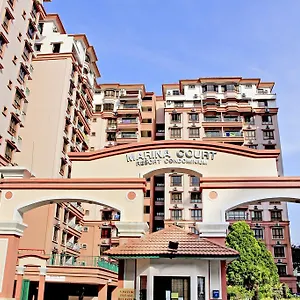 Apartment Marina Court Kota Kinabalu- Bigger Group Together- 5 & 6 Bedroom
