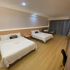 Dgku Homestay Aru Suites *