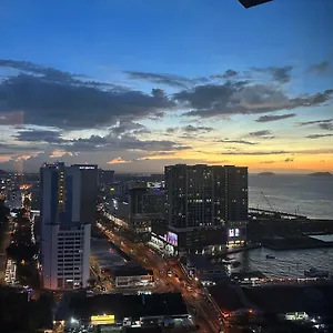 Jesselton Quay Kk By Dluma Apartment