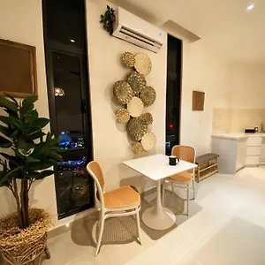 Apartment The Shore Seaview Balcony 海景露台小居 *