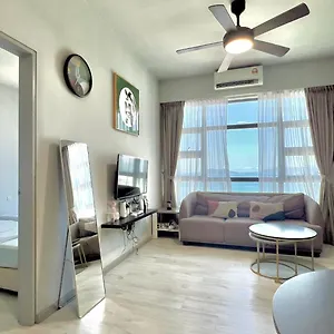 Apartment Jq Unity 2 High Floor Seaview Netflix 6pax
