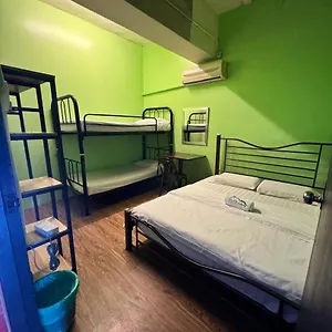 Akinabalu Youth Hostel