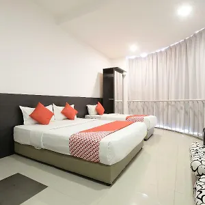 Oyo 818 11