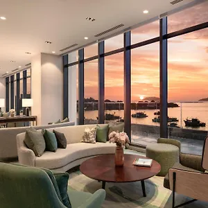 Citadines Waterfront 4*
