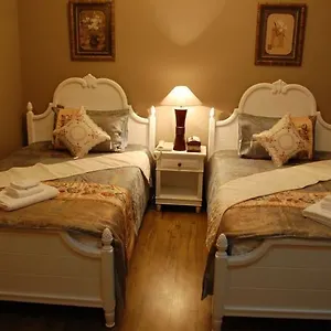 Lembah Impian Country Homes 4*